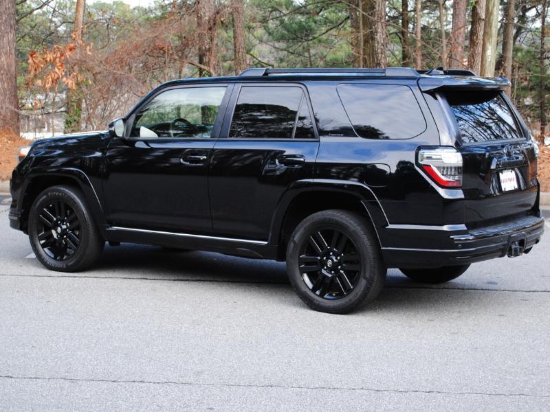Toyota 4Runner Limited Nightshade Edition 4WD 2020