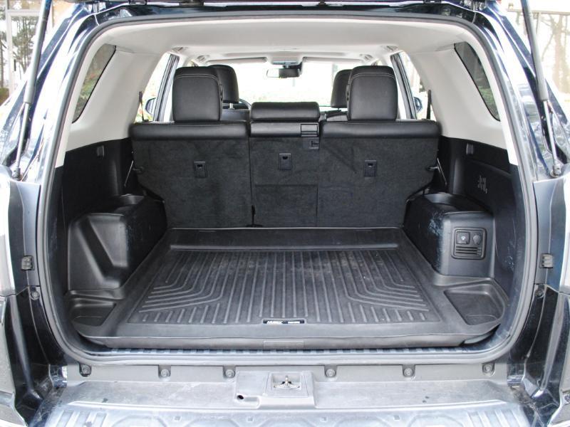 Toyota 4Runner Limited Nightshade Edition 4WD 2020