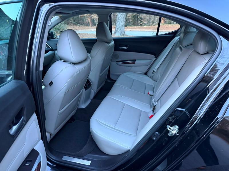 Acura TLX 9-Spd AT w/Technology Package 2016
