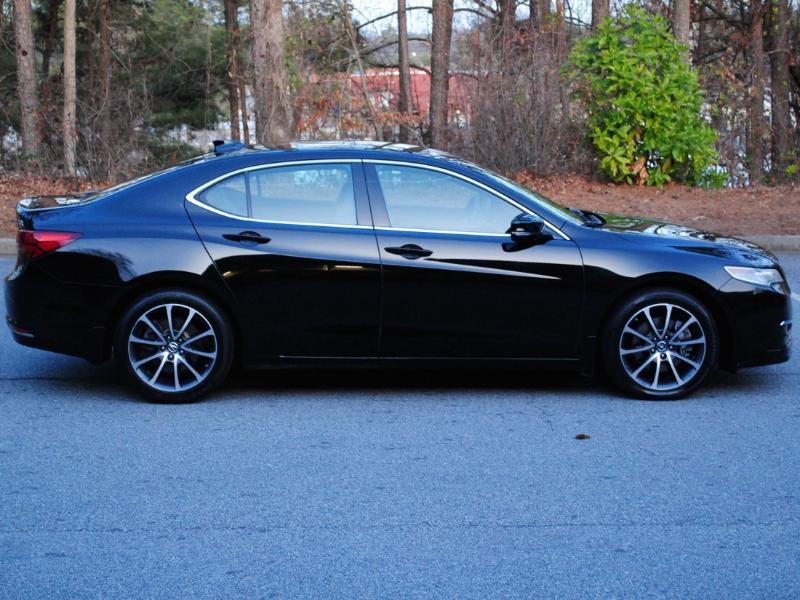 Acura TLX 9-Spd AT w/Technology Package 2016