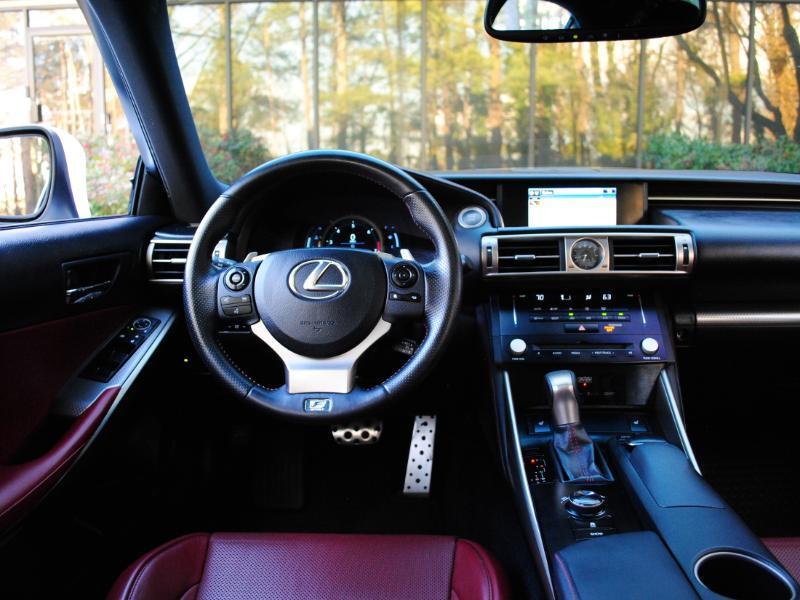 Lexus IS  2014