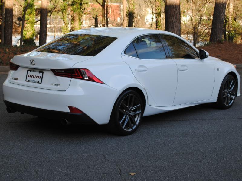 Lexus IS  2014