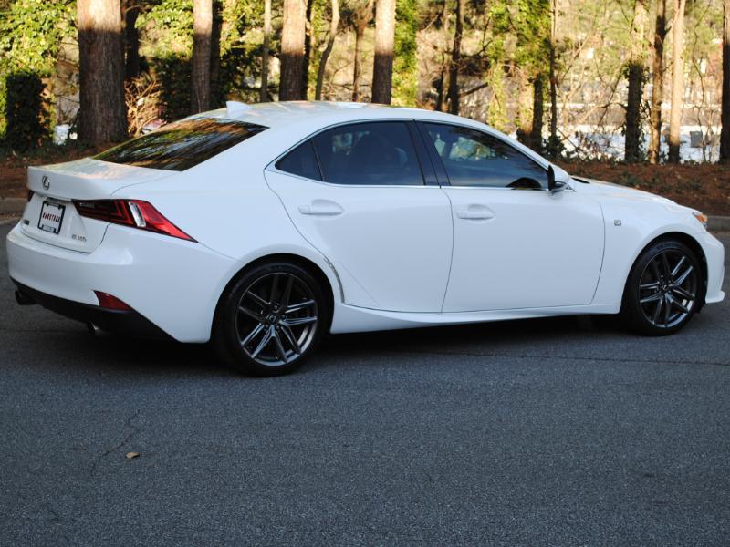 Lexus IS  2014