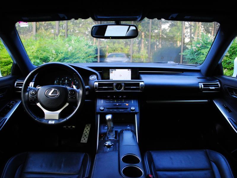 Lexus IS  2014