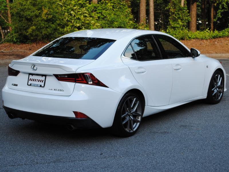 Lexus IS  2014