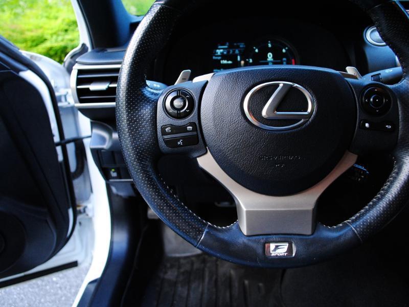 Lexus IS  2014