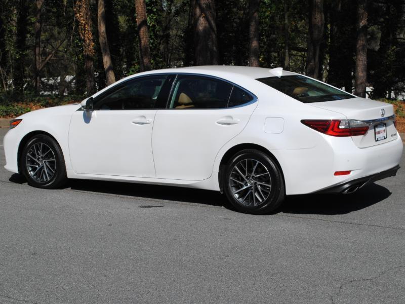 Lexus ES 350  2017