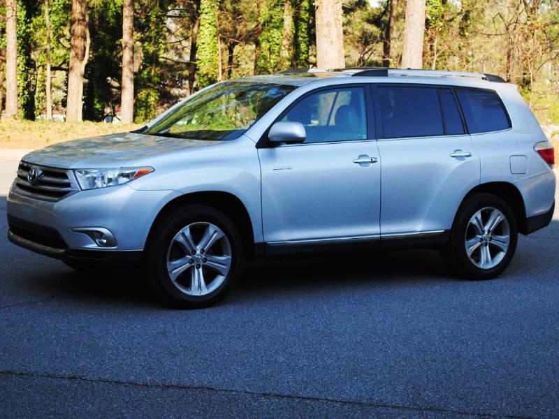 Toyota Highlander  2013