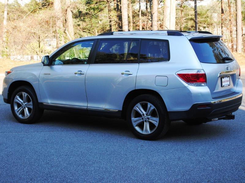 Toyota Highlander  2013