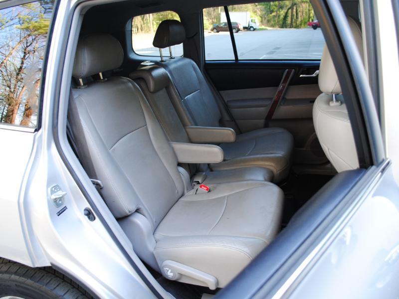 Toyota Highlander  2013