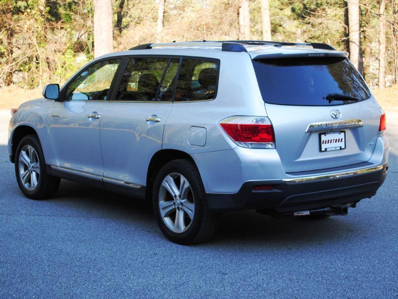 Toyota Highlander  2013