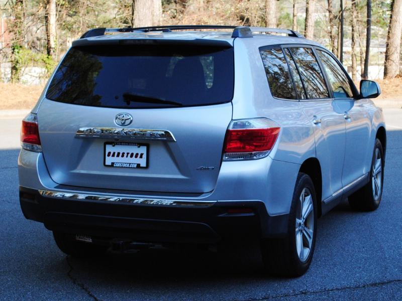 Toyota Highlander  2013