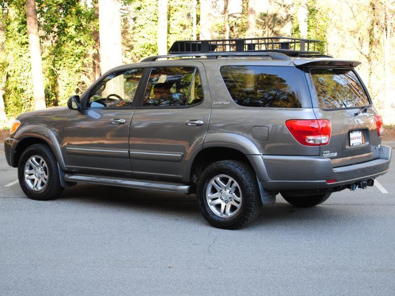 Toyota Sequoia Limited 2005