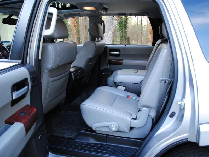 Toyota Sequoia  2017