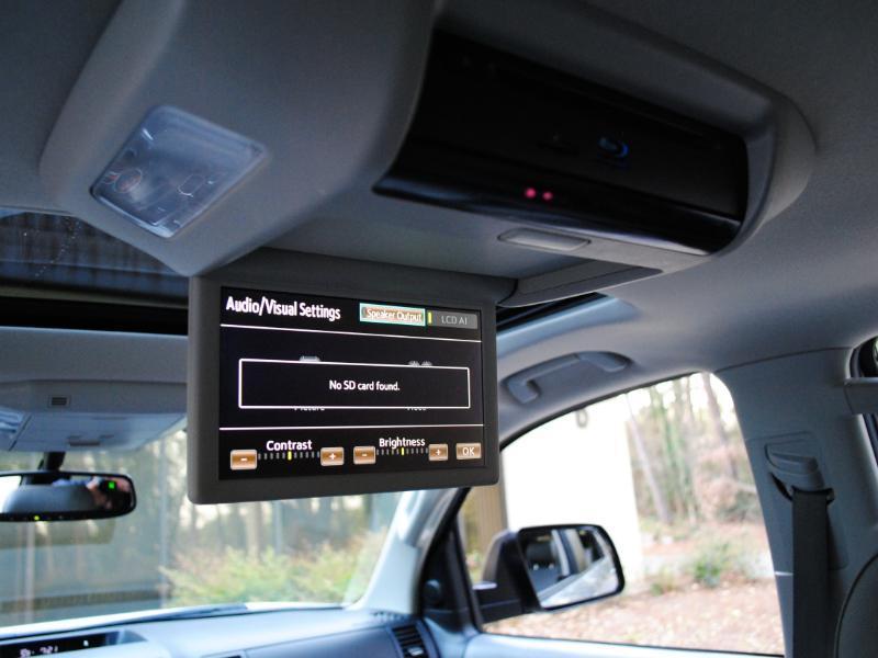 Toyota Sequoia  2017