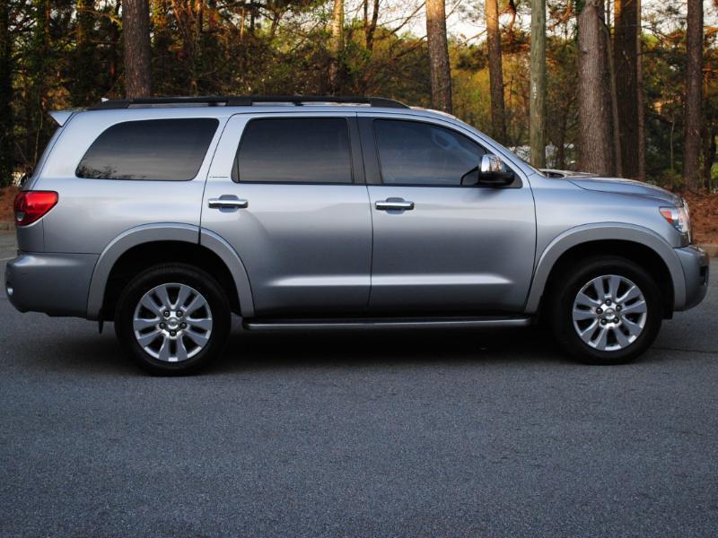 Toyota Sequoia  2017