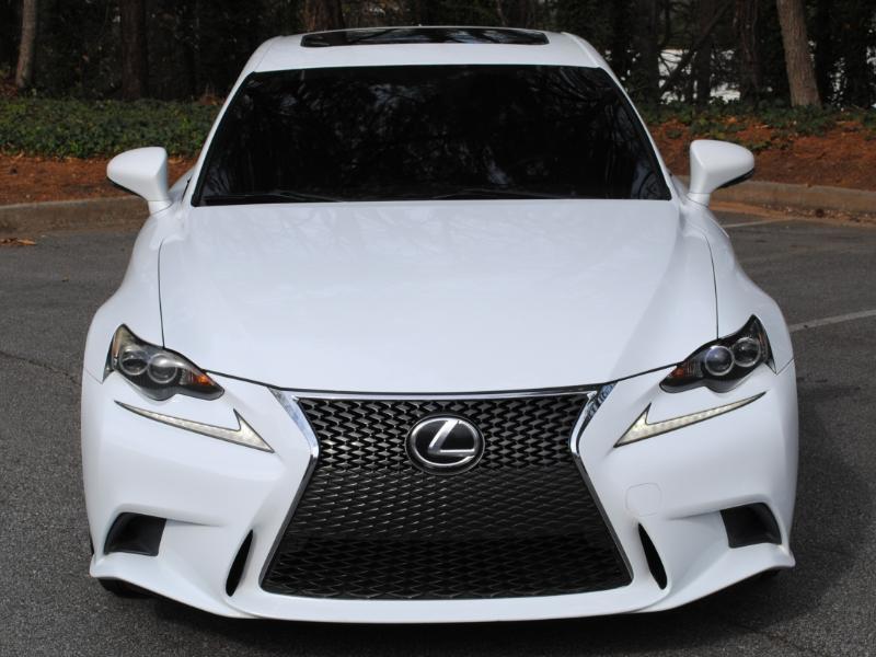 Lexus IS  2015