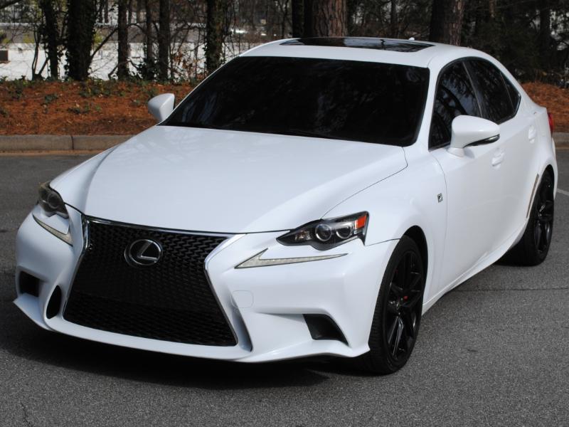 Lexus IS  2015