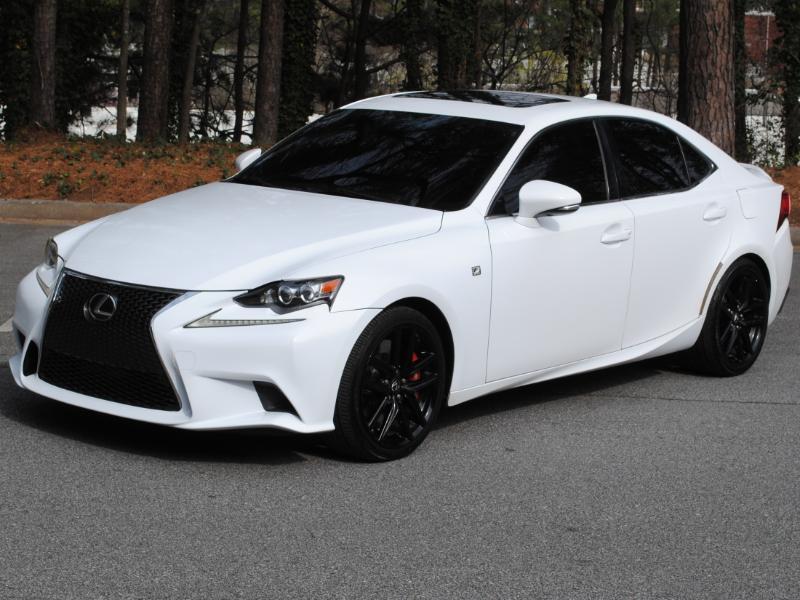 Lexus IS  2015