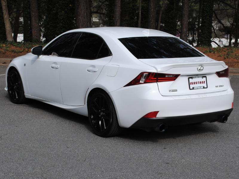Lexus IS  2015