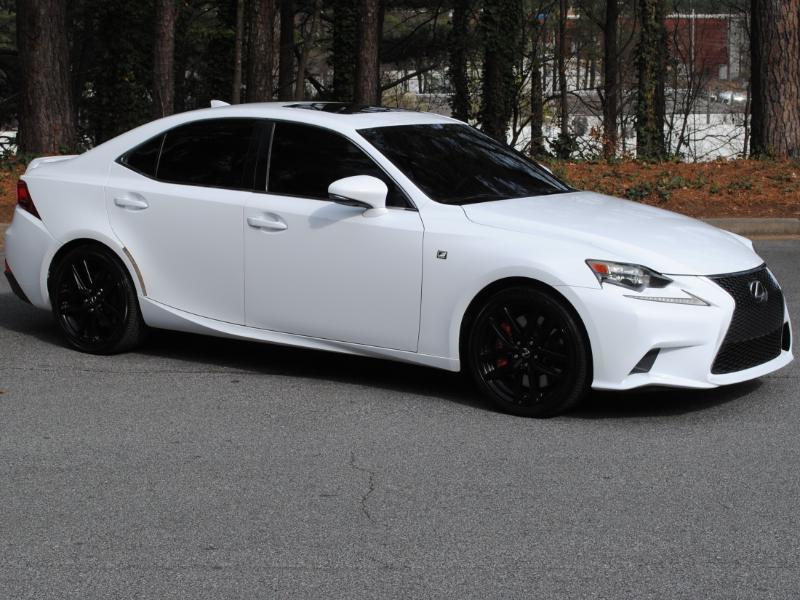 Lexus IS  2015