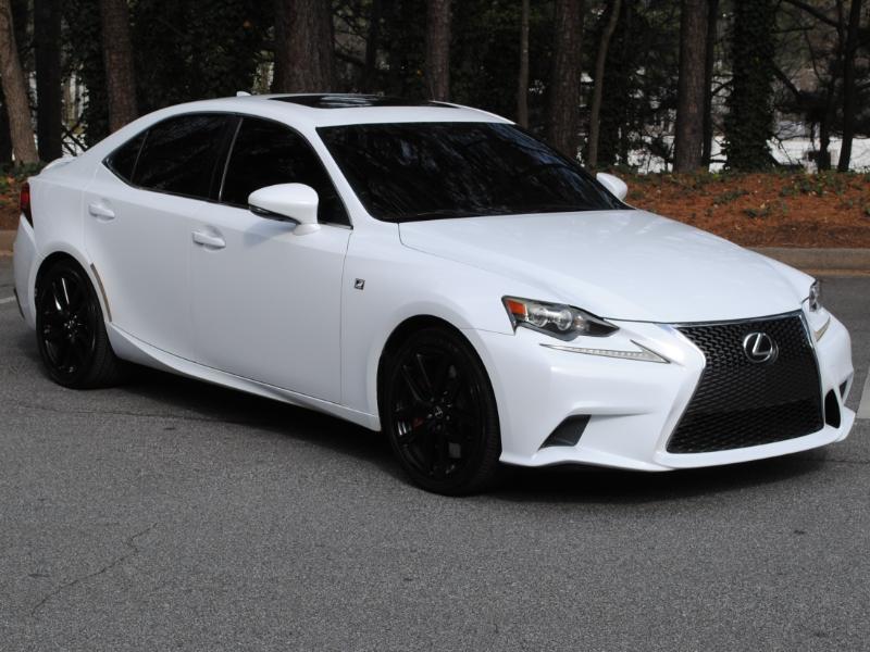 Lexus IS  2015