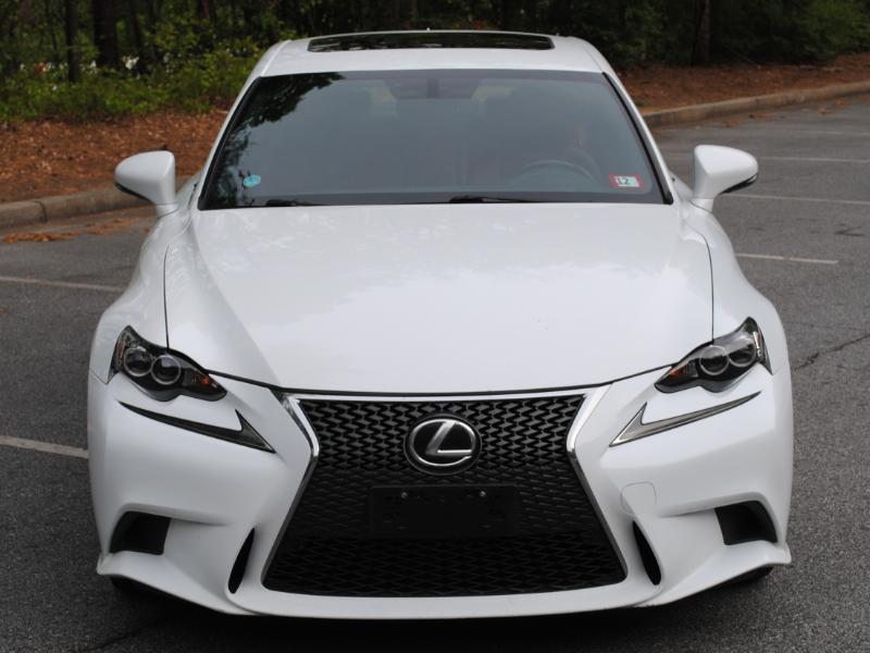 Lexus IS  2015