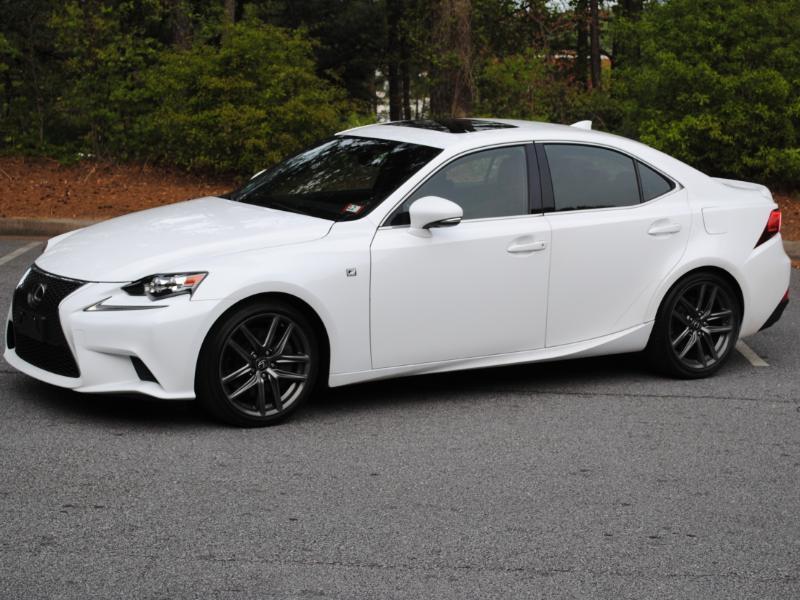Lexus IS  2015