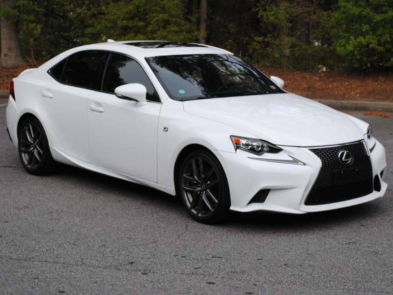 Lexus IS  2015