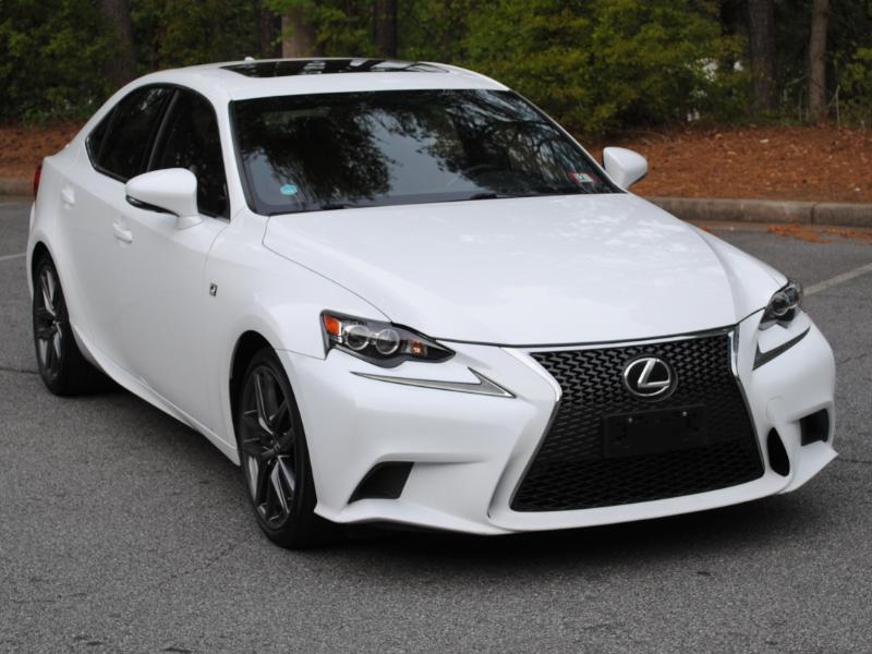 Lexus IS  2015