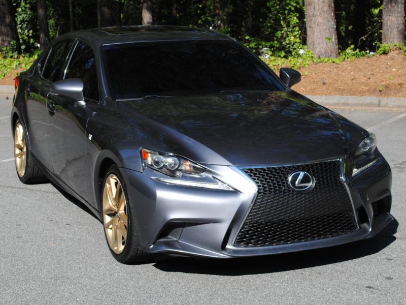 Lexus IS  2016