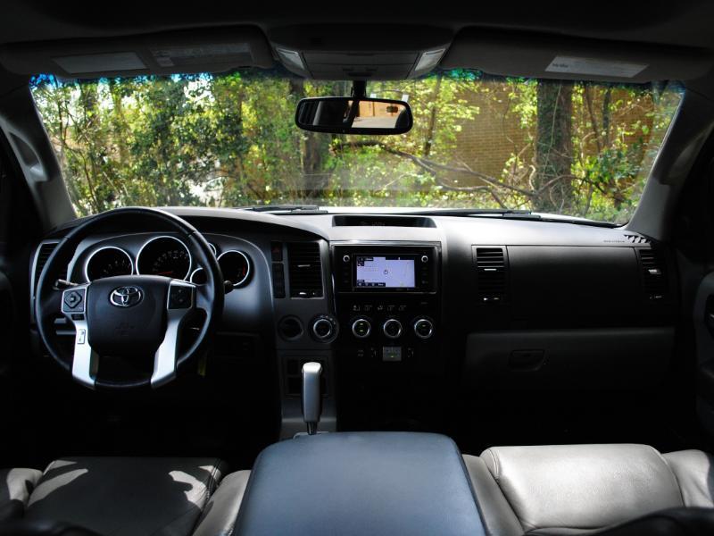 Toyota Sequoia  2016