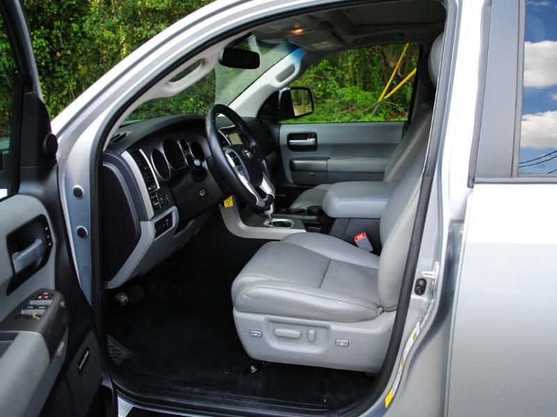 Toyota Sequoia  2016