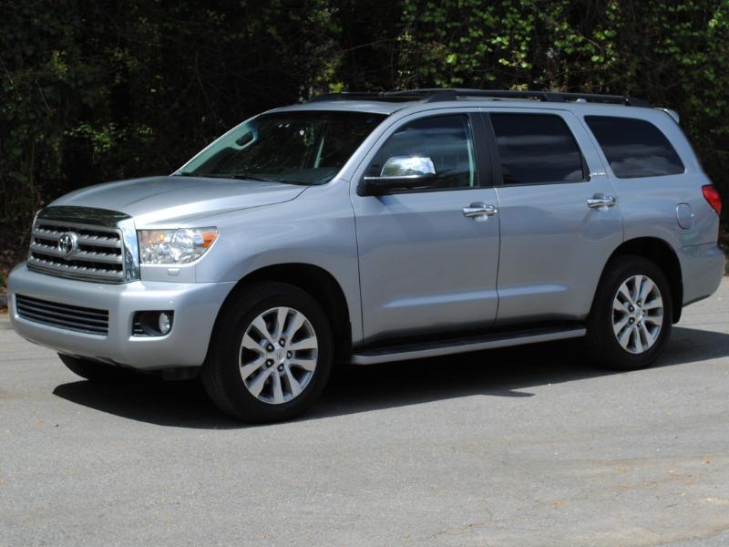 Toyota Sequoia  2016
