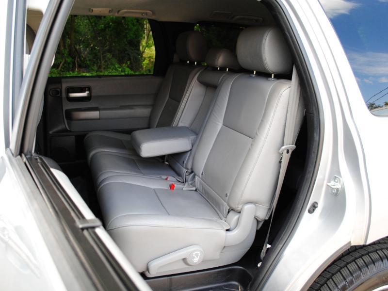 Toyota Sequoia  2016