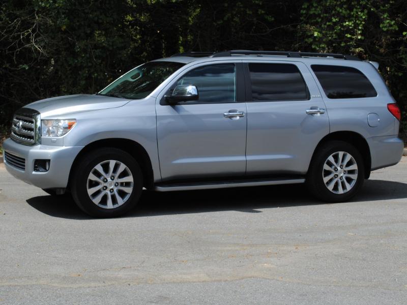 Toyota Sequoia  2016
