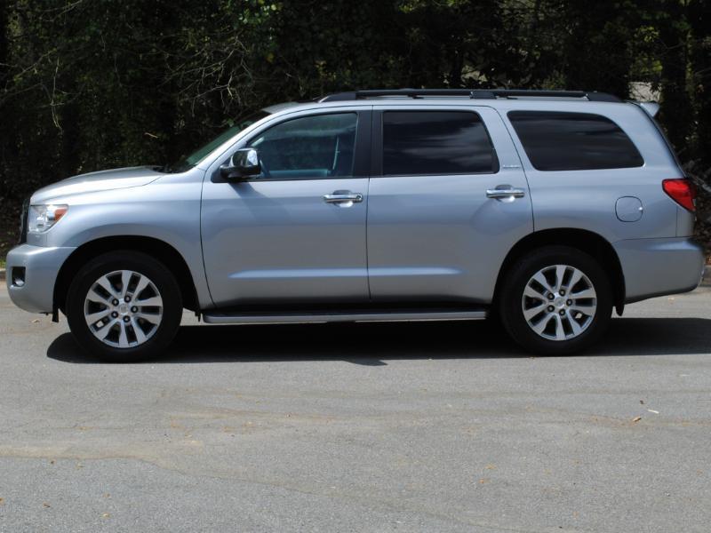 Toyota Sequoia  2016