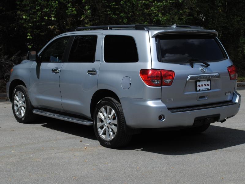 Toyota Sequoia  2016