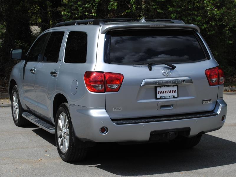 Toyota Sequoia  2016