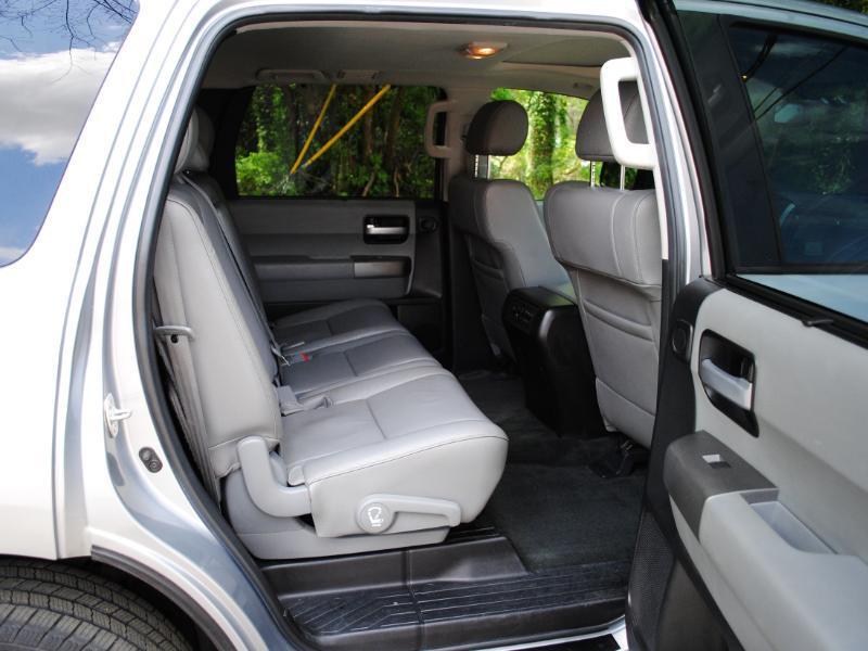 Toyota Sequoia  2016