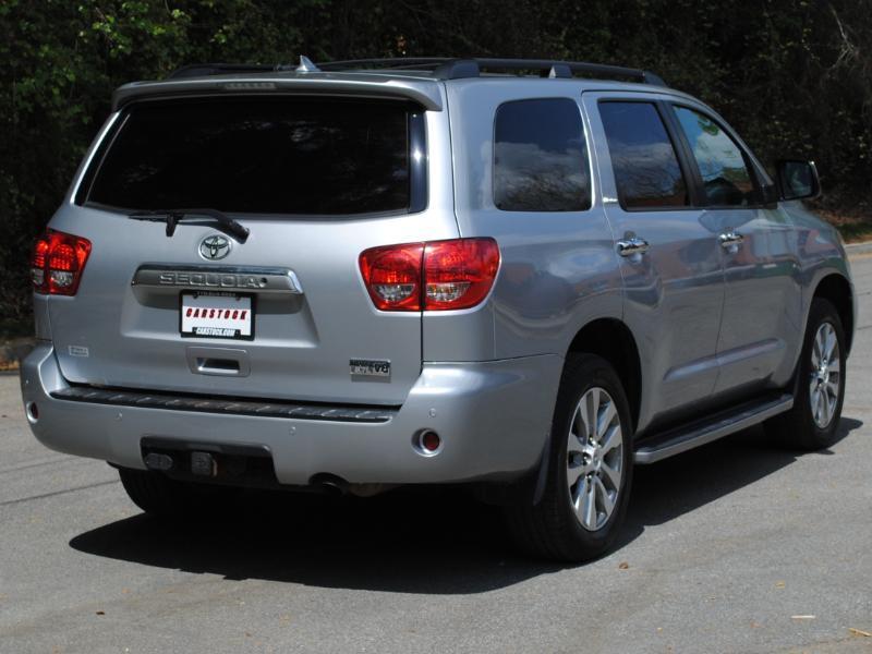 Toyota Sequoia  2016