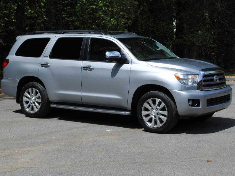 Toyota Sequoia  2016