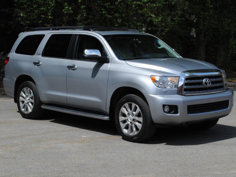 Toyota Sequoia  2016
