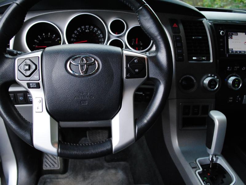 Toyota Sequoia  2016