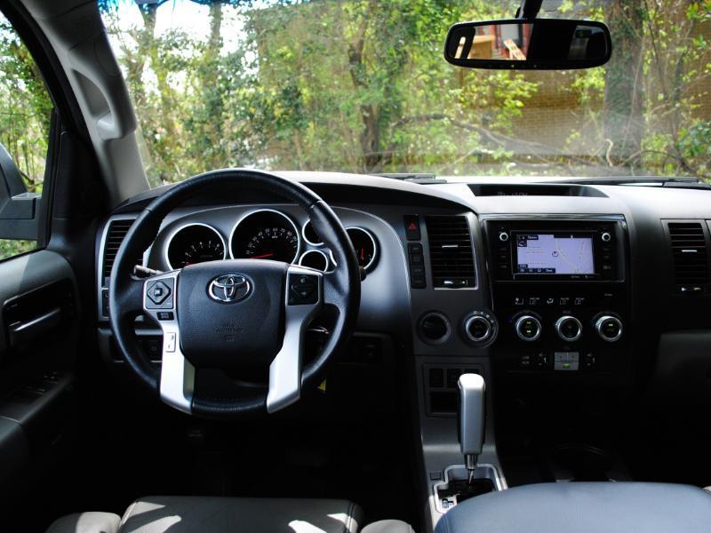 Toyota Sequoia  2016