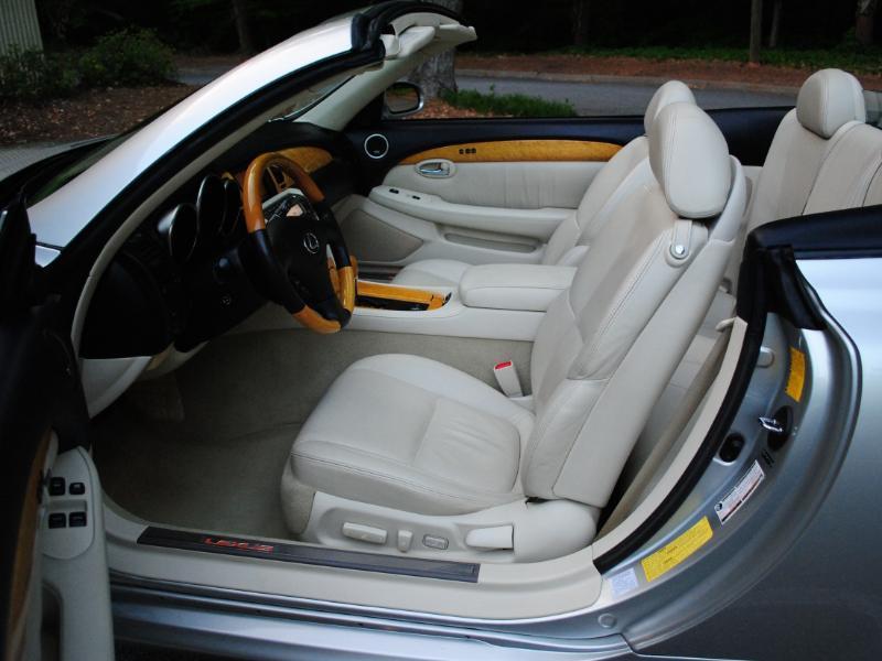 Lexus SC 430 Convertible 2005