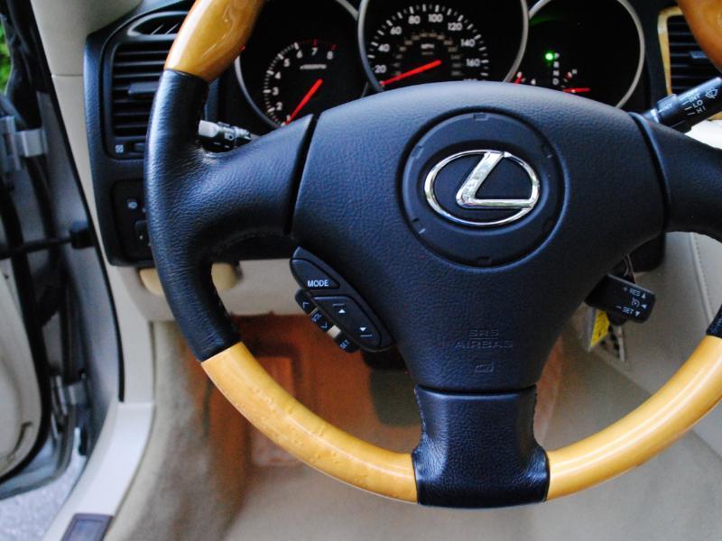 Lexus SC 430 Convertible 2005