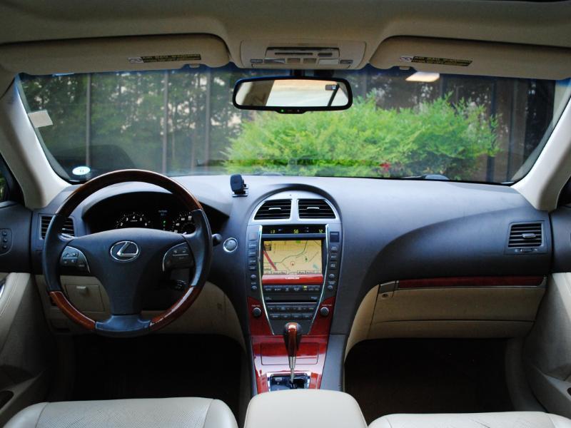 Lexus ES 350  2010