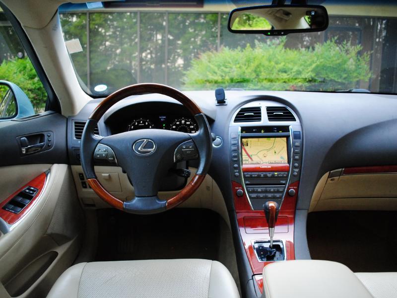 Lexus ES 350  2010