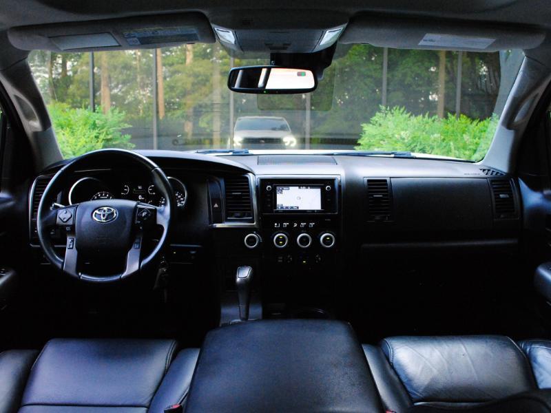 Toyota Sequoia  2018